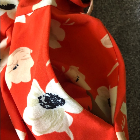 Floral sleeveless pants suit - Picture 6 of 11